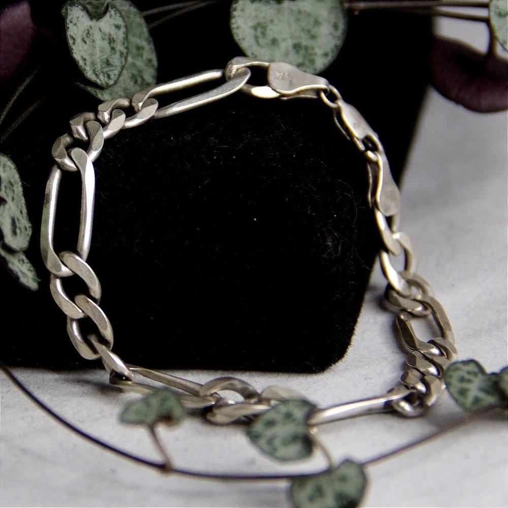 Vintage 925 Sterling Silver Figaro Link Bracelet Made in Italy 7.25 Inch 6.6mm
